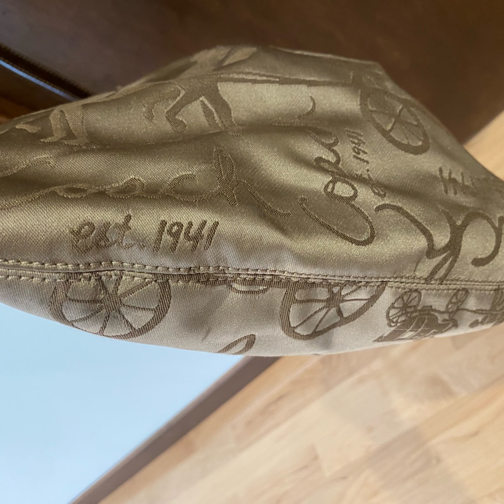 Coach crossbody and shoulder bag